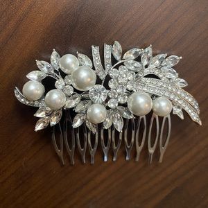 Bridal or special occasion hair clip